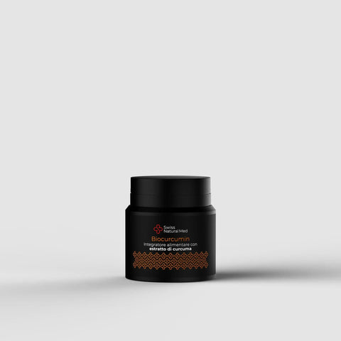 Barattolo nero opaco di Biocurcumin Swiss Natural Med con estratto di curcuma, design geometrico arancione.