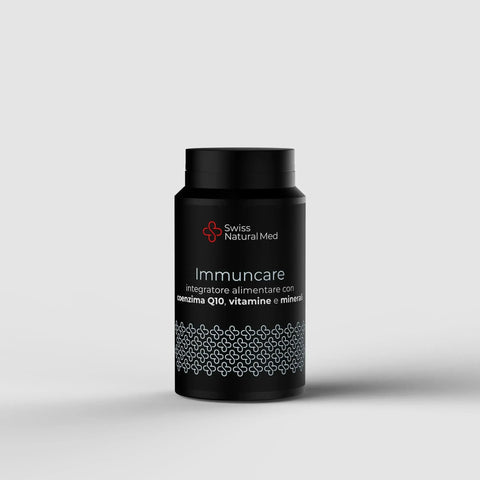 Flacone nero Swiss Natural Med Immuncare, integratore con coenzima Q10, vitamine e minerali.